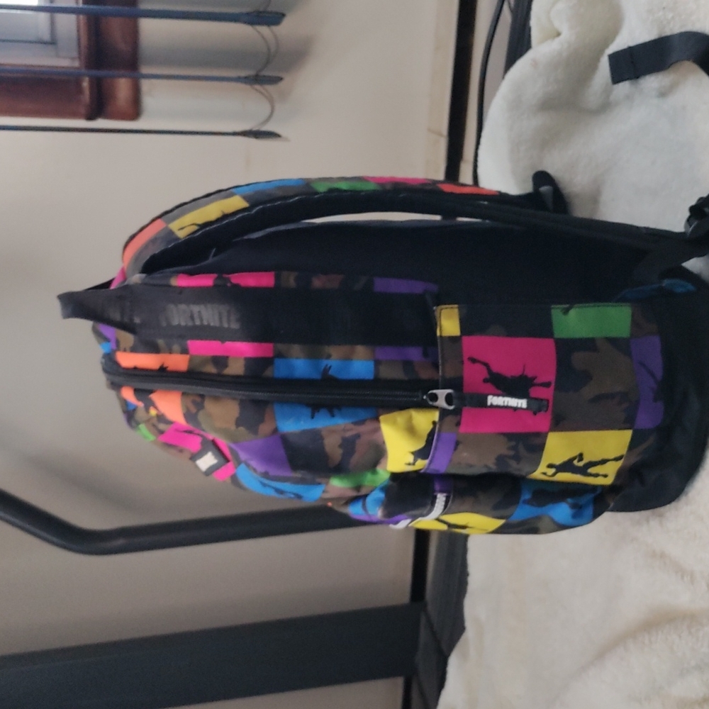 Fortnite boys backpack 18 in deep 14 in wide - Picture 2 of 9
